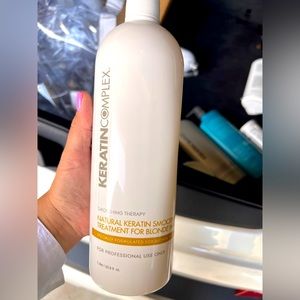 Keratin complex natural smooth treatment for blonde hair